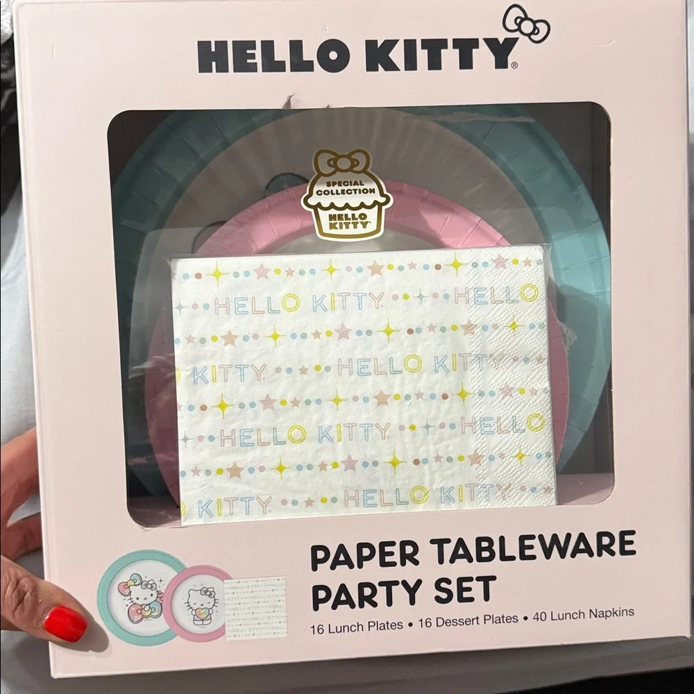 Hello Kitty Paper Tableware Party Set